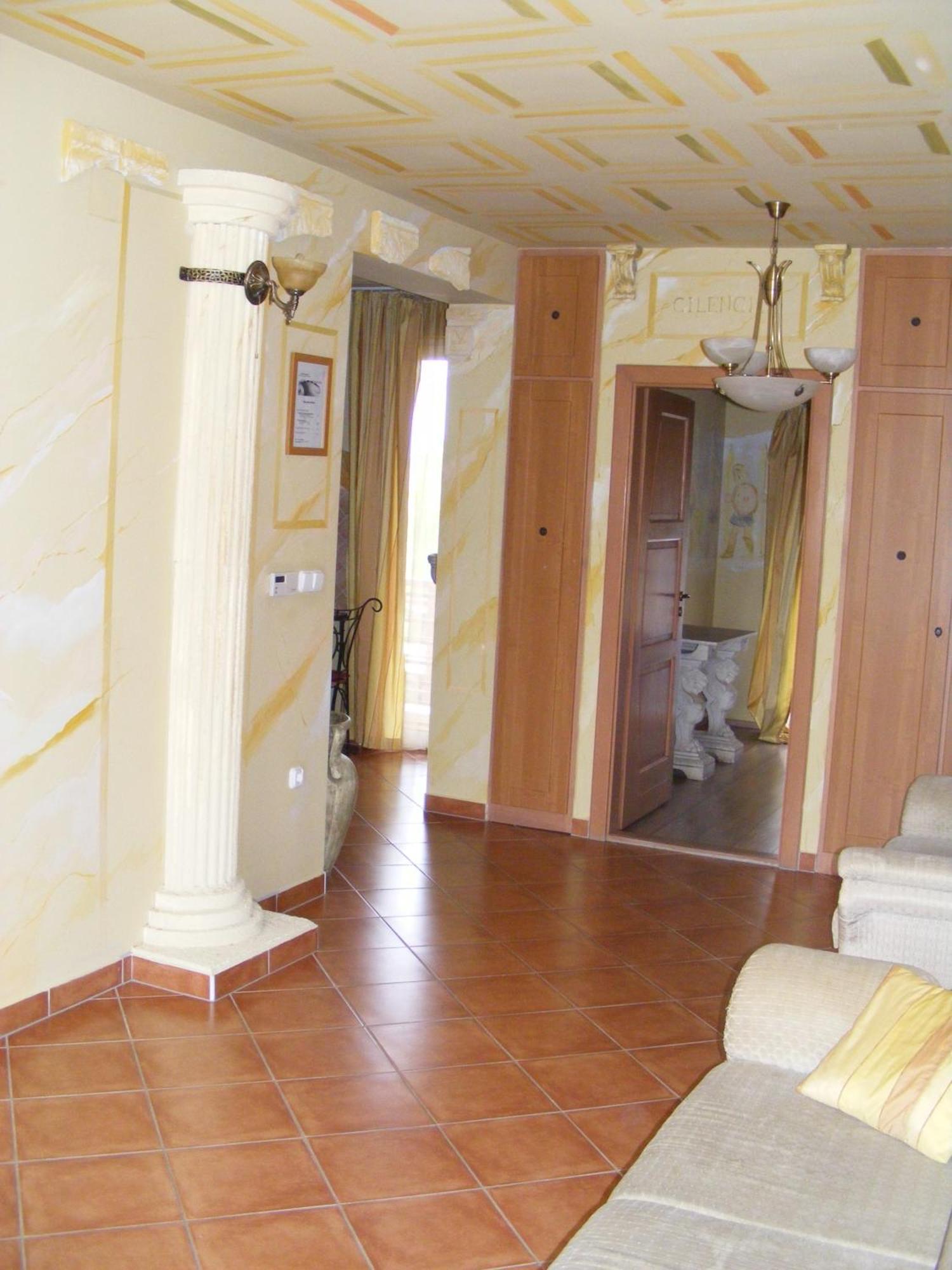 Hotel Don Quijote Koezepkori Panzio Es Etterem Lenti Exterior foto